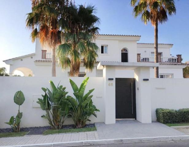 Chalet en venta en Marbella, Nueva Andalucia photo 0