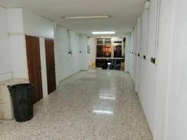 Local comercial en venta en Elche, Corazon de Jesus photo 0