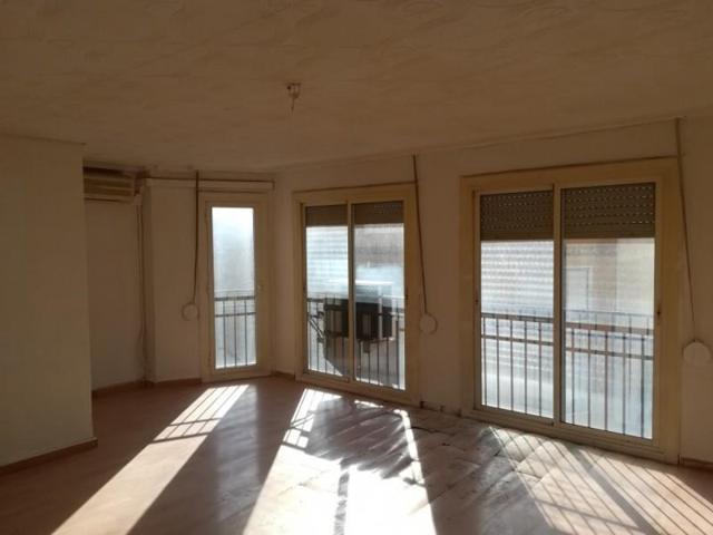 Piso en venta en Elche, Corazon de Jesus photo 0