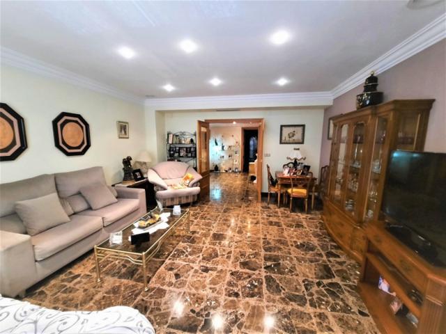 Piso en venta en Elche, Corazon de Jesus photo 0