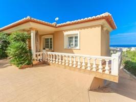 Chalet en venta en Denia, Marquesa II photo 0