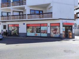 Local comercial en venta en Arrecife, Arrecife photo 0