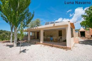 Chalet en venta en Confrides, Confrides - Benimantell - Guadalest photo 0