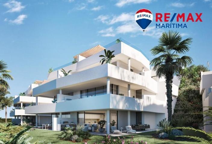 Piso en venta en Estepona photo 0