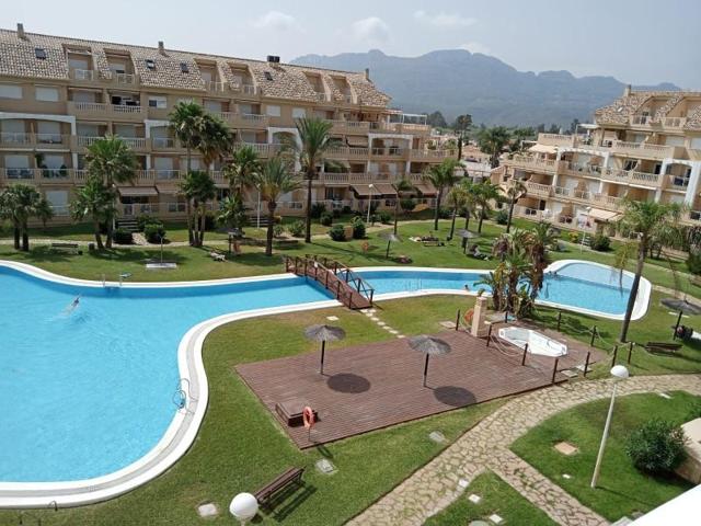 Apartamento en venta en Denia, Playa Las Marinas photo 0