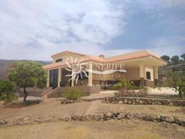 Chalet en venta en Adeje, Calle Era Alta, 38677 photo 0