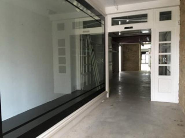 Local comercial en venta en Santiago de Compostela, Centro photo 0