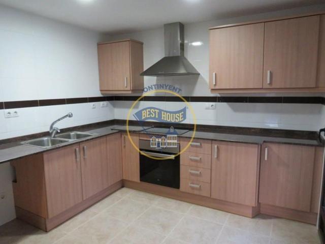 Casa en venta en Agullent, Agullent photo 0