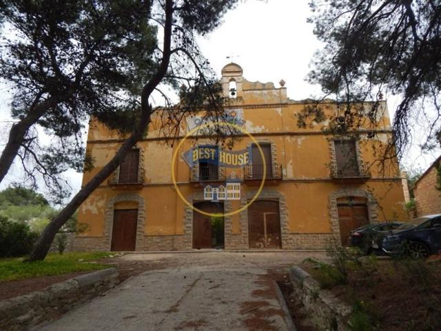 Chalet en venta en Agullent, Pla photo 0