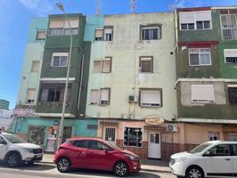 Piso en venta en La Línea de la Concepción, Junquillos photo 0