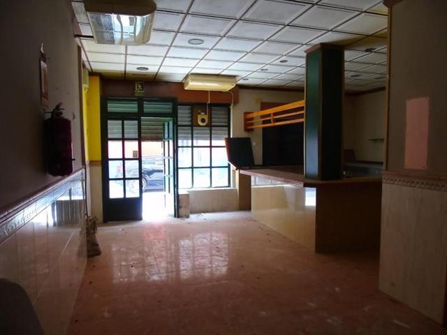 Local comercial en venta en Ceuti, Centro photo 0