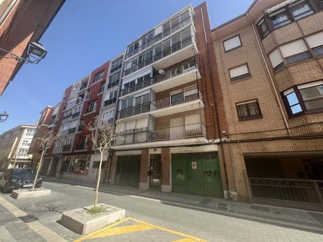 Piso en venta en Palencia photo 0