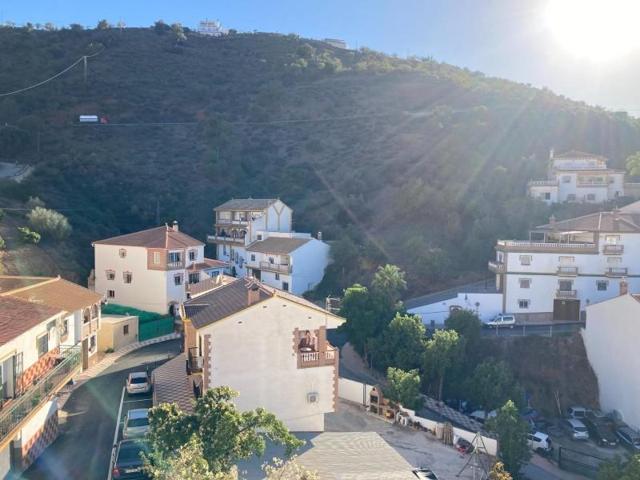 Aticos en venta en Iznate, Iznate photo 0