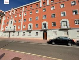 Piso en venta en Burgos, Centro photo 0