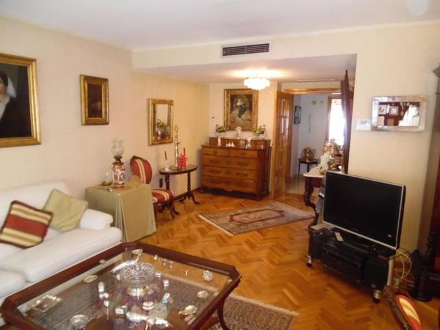 Chalet en venta en Zaragoza, Paseo de Ruiseñores, 50006 photo 0