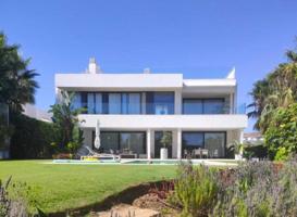 Chalet en venta en Estepona, Estepona East - Cancelada photo 0