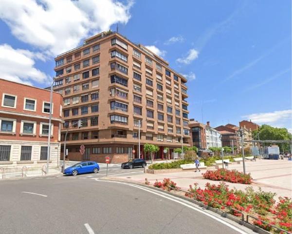 Piso en venta en Palencia photo 0