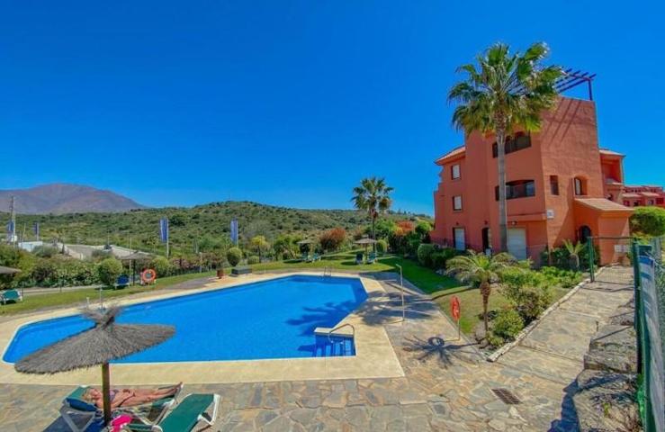 Duplex en venta en Estepona, Costa Galera photo 0