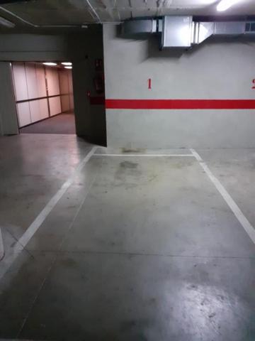 Parking en venta en Cornellà de Llobregat, Gavarra photo 0