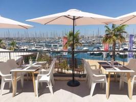 Local comercial en venta en Torrevieja, Torrevieja photo 0