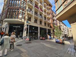 Piso en venta en Bilbao, Abando photo 0