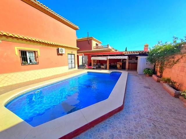 Chalet en venta en Mijas, Mijas Costa photo 0