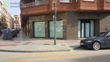 Local comercial en venta en Burgos, Avda. del Cid photo 0