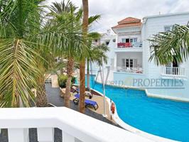 Chalet en venta en Adeje, Calle Londres, 38660 photo 0