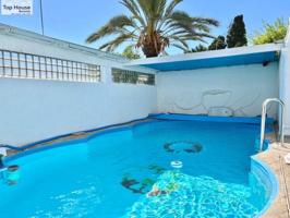 Casa en venta en Marbella, Costabella - Ricmar photo 0