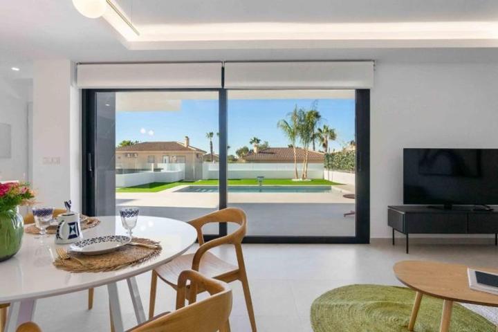 Chalet en venta en Rojales, Benimar photo 0