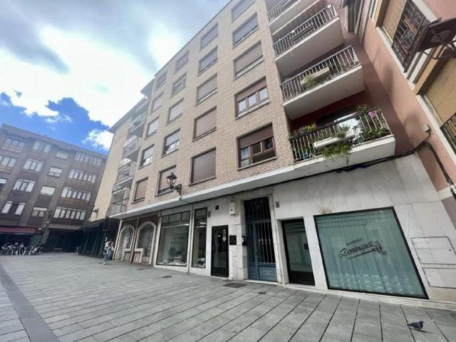 Piso en venta en Palencia photo 0