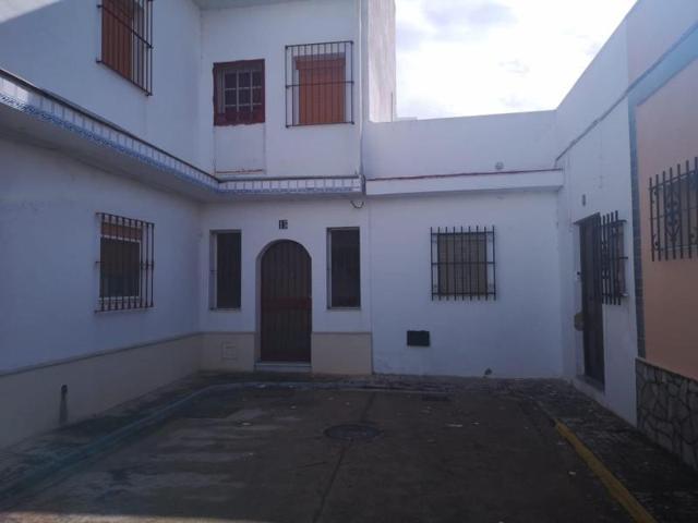 Casa en venta en Puerto Real, Centro photo 0