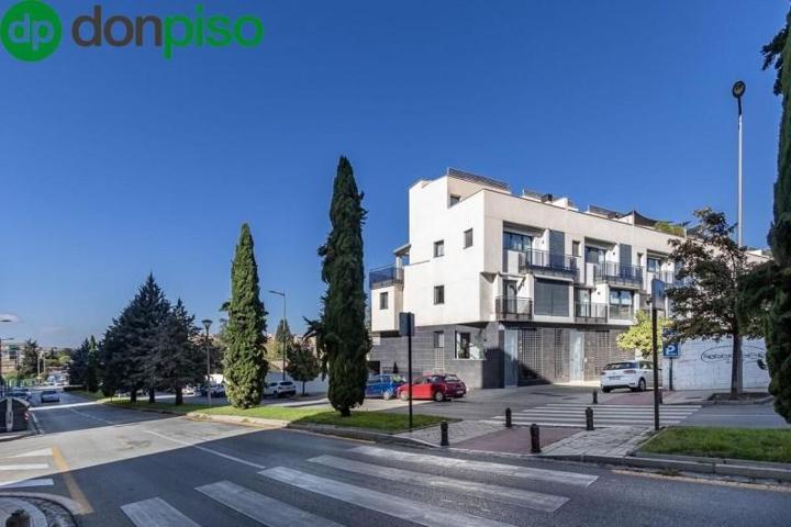 Casa en venta en Granada, Camino bajo de huetor photo 0