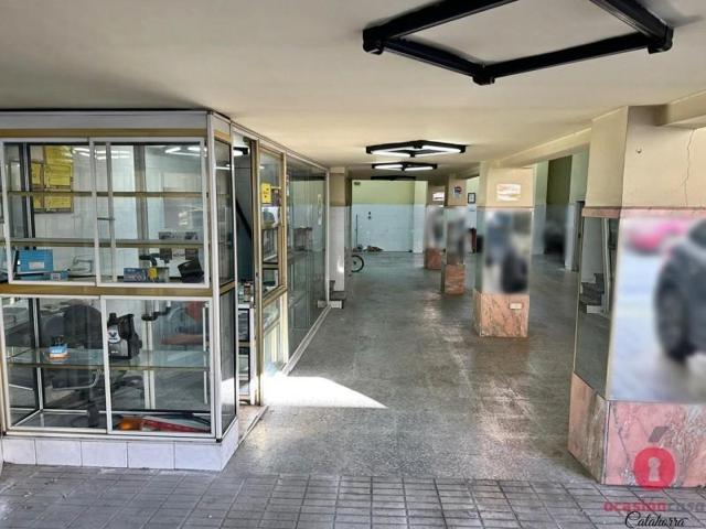 Local comercial en venta en Córdoba, La Magdalena photo 0