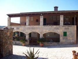 Chalet en venta en Manacor, Afueras photo 0