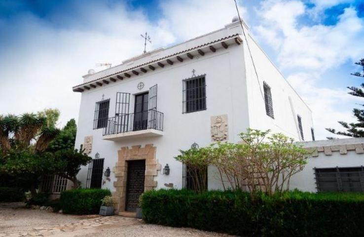 Casa con terreno en venta en Sant Carles de la Ràpita, Sant Carles de la Ràpita photo 0