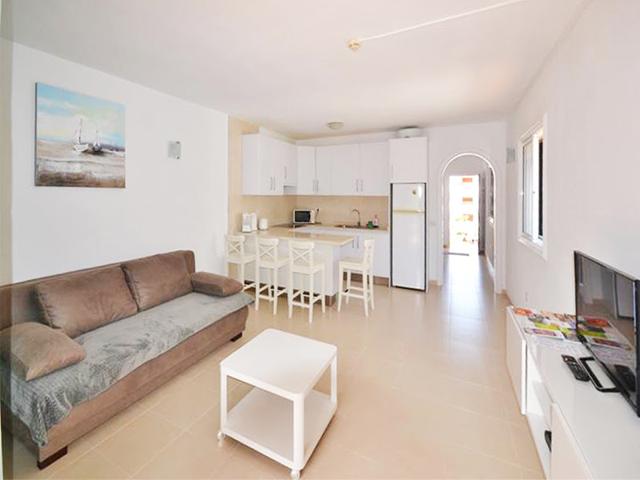 Apartamento en venta en Los Cristianos photo 0