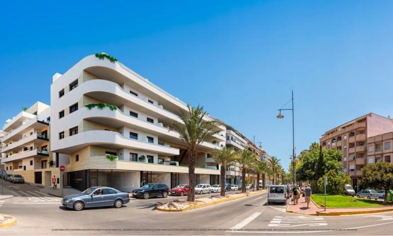 Apartamento en venta en Torrevieja, Estacion de autobuses photo 0