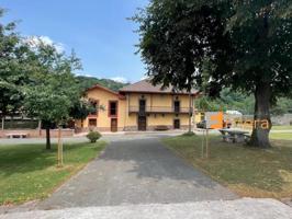 Casa en venta en Oviedo, La Manjoya photo 0