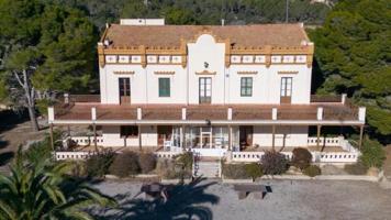 Chalet en venta en Valls, Valls photo 0