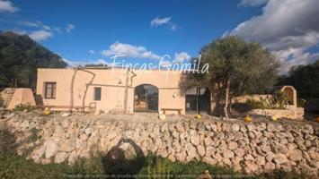 Casa con terreno en venta en Ciutadella de Menorca photo 0