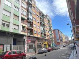 Local comercial en venta en Zaragoza, Delicias photo 0