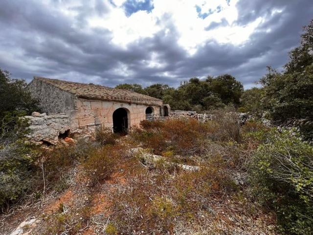 Terreno en venta en Sant Lluís, Menorca photo 0