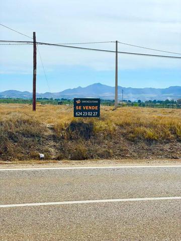 Terreno en venta en Huércal-Overa, Huercal-Overa photo 0