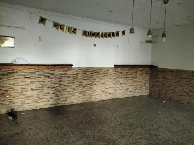 Local comercial en venta en Jerez de la Frontera, Vallesequillo photo 0