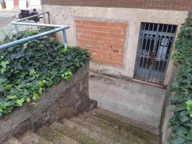 Local comercial en venta en Montijo, CENTRO photo 0