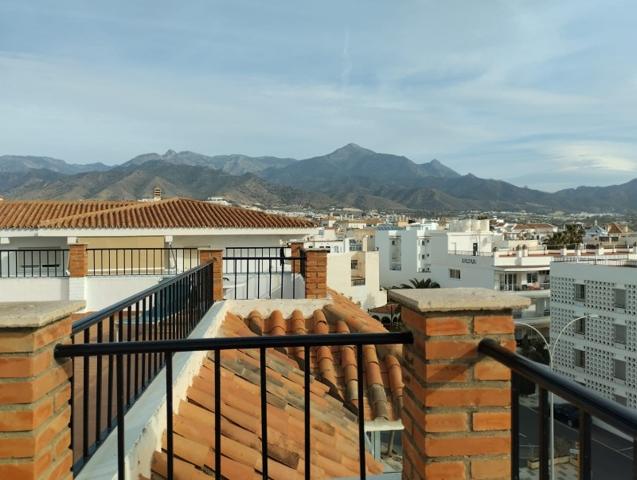 Apartamento en venta en Nerja, Playa photo 0