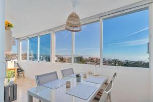 Apartamento en venta en Benalmádena, Benalmádena Costa photo 0