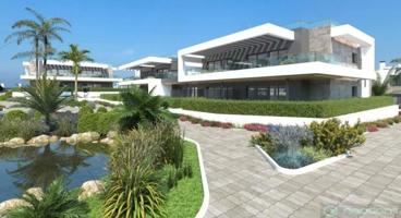 Piso en venta en Torrevieja, Torrevieja photo 0