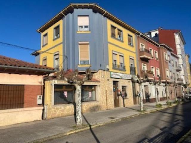 Local comercial en venta en San Martín del Rey Aurelio, San Martín del Rey Aurelio photo 0